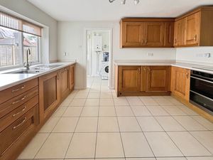 Kitchen- click for photo gallery